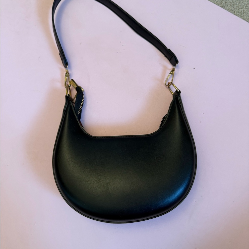 Chic Black Women's Shoulder Bag